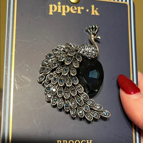 New Piper K Sapphire Blue Glass Stone and Silver Peacock Brooch - Picture 2 of 8